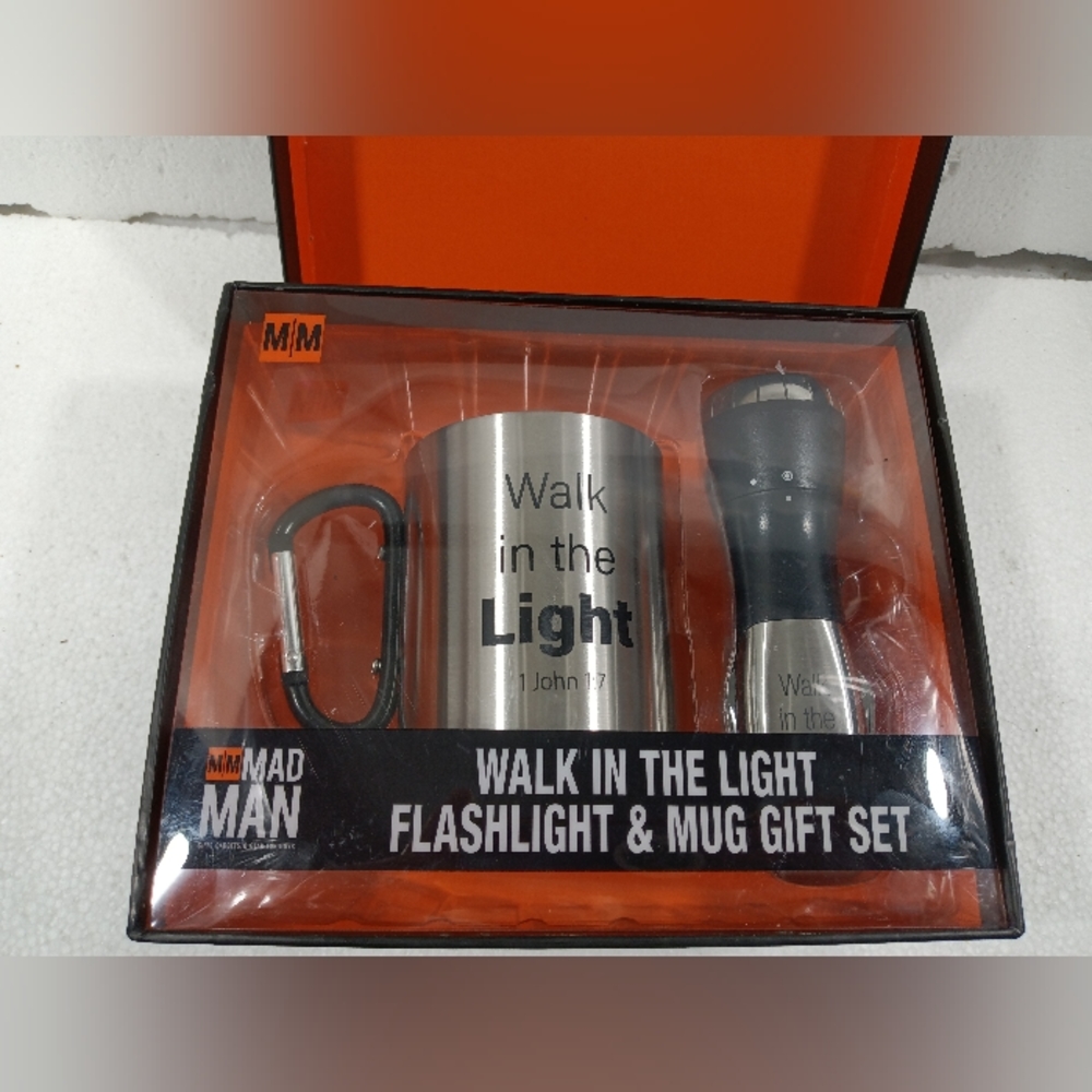 Mad Man Survival Walk In The Light 1 John 1:7 Mug Flashlight Gift Set NIB
